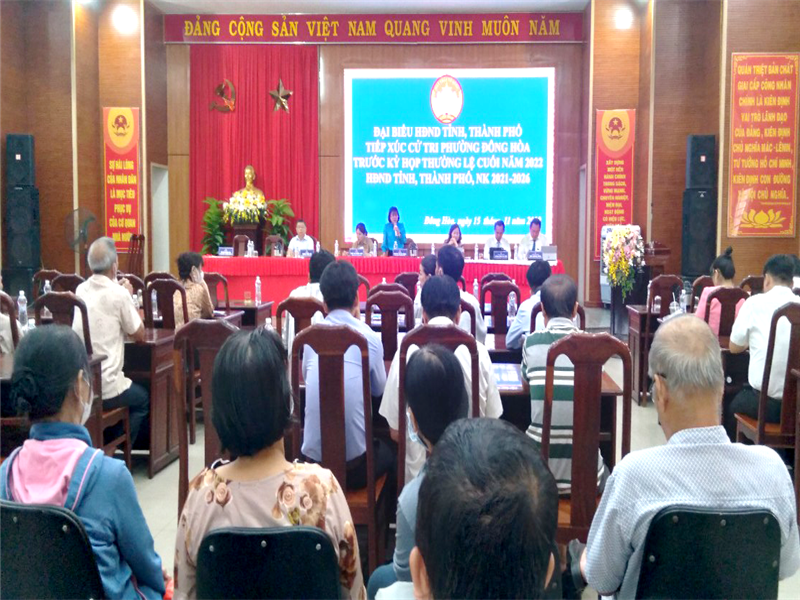 Đại biểu HĐND tỉnh, thành phố tiếp xúc với cử tri phường Đông Hòa