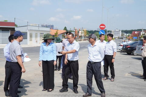 Lãnh đạo thành phố Dĩ An khảo sát các dự án trọng điểm