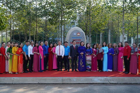 TP Dĩ An khánh thành công viên Đại đoàn kết