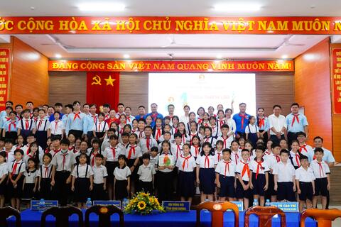 Thành phố Dĩ An tổ chức kỷ niệm 84 năm ngày thành lập Đội thiếu niên tiền phong HCM